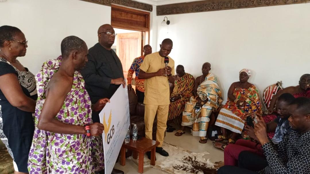 I led the GNPC represented by Dr Dominic Eduah, the CEO of GNPC Foundation to present a donation of Ghc100,000 to the victims of the Ngersia fire Disaster. It was received on behalf of the victims by the Chief Fisherman of Ngersia in the presence of Nana Kobina Nketsia V.