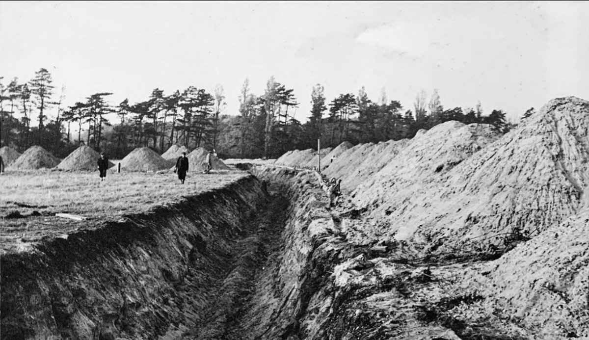 Digging trenches for the laying of drains on the new Hartsholme estate during 1949

Do you have any memories or old photos like this to share with us?