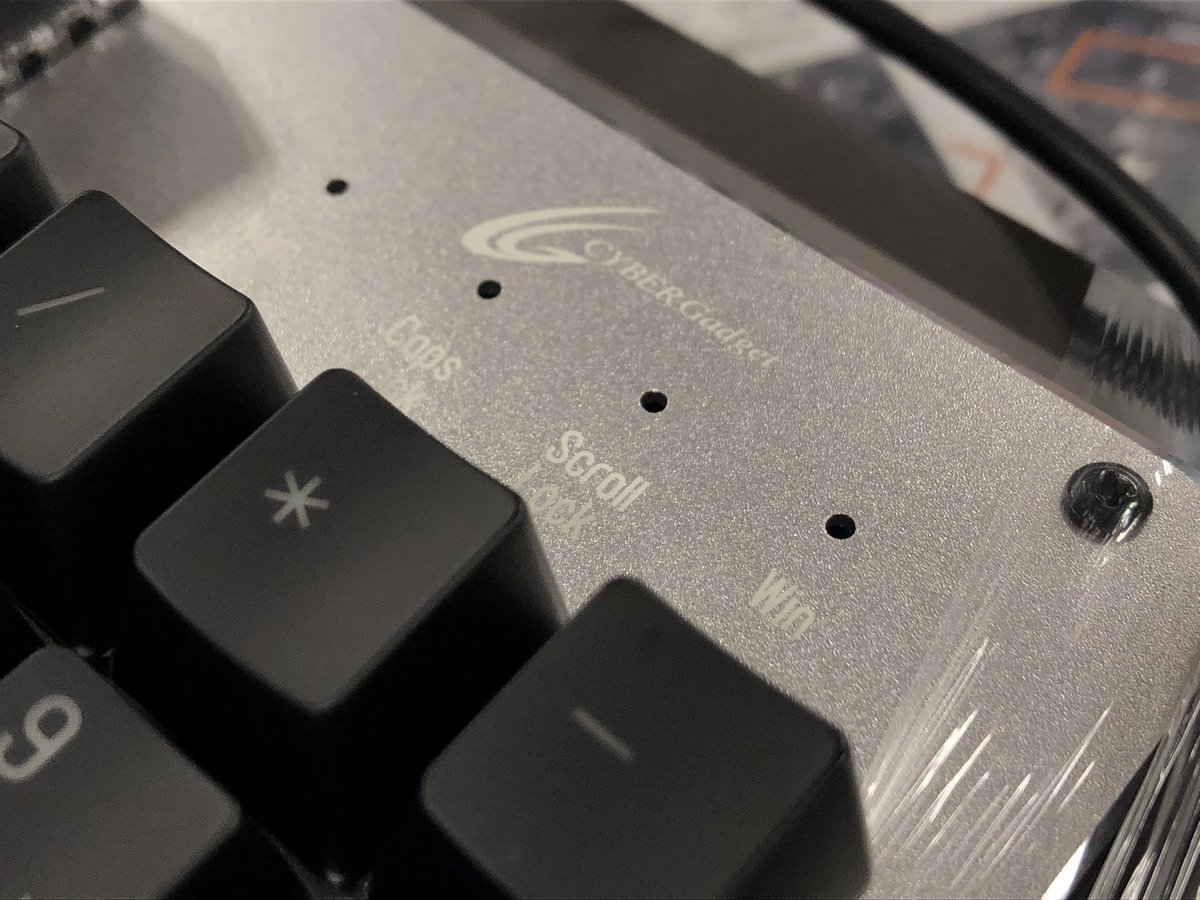 本日のオススメ商品はこちら！ CyberGadgetさんのメカニカルキーボード