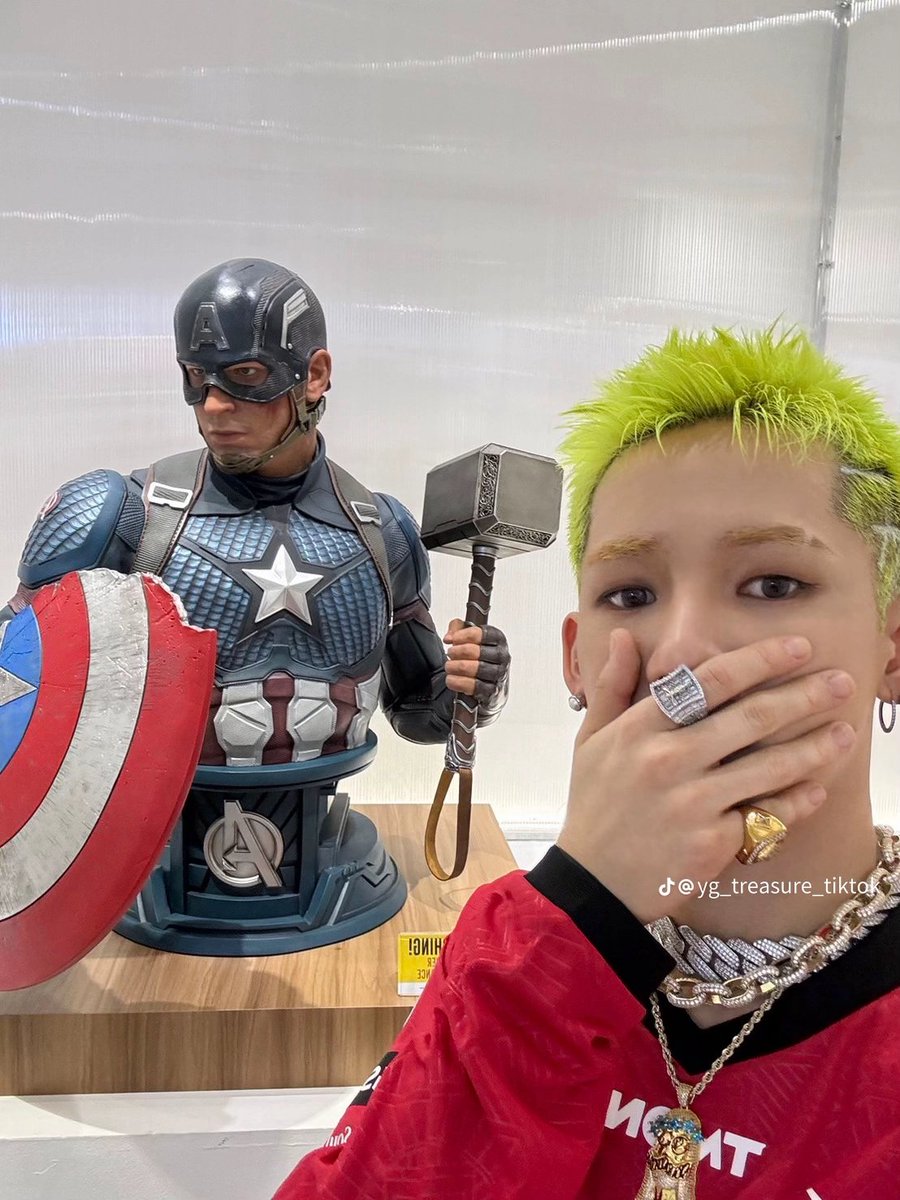 SiPalingMarvel's tweet photo. Choi Hyunsuk #SiPalingMarvel 💜🔥💜🔥

@treasuremembers https://t.co/PYBGdYwY6K
