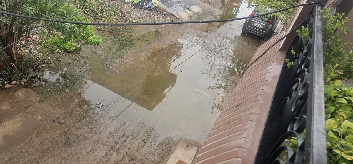 IngitChopra's tweet photo. @CMMadhyaPradesh @JM_Scindia @PMOIndia @narendramodi  @ChouhanShivraj @GwaliorComm @dmgwalior @jdjsgwalior Pathetic Conditon at Block Shakti Vihar Ward 60 Darpan Colony Thatipur Gwalior
INDIA reached to Moon but no solution for Earth problem. https://t.co/CGgXpq7lKY