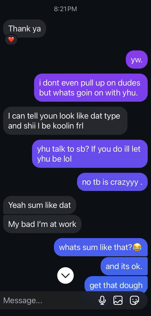 sumoniee's tweet photo. So im catfishing my man off a fake page and he failing so far https://t.co/59QWfKcYoJ
