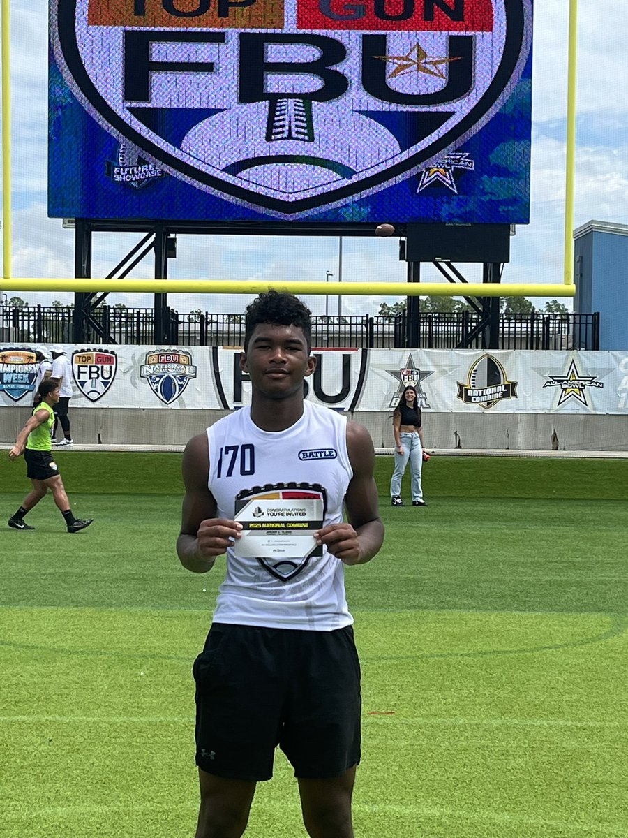 Gbrooks9008's tweet image. Thank you to @FBUcamp and @QB1BLISS for an amazing opportunity at the Topgun showcase in Florida this past weekend. Thank you for the 2026 defensive all camp team award and invite to the national combine in San Antonio