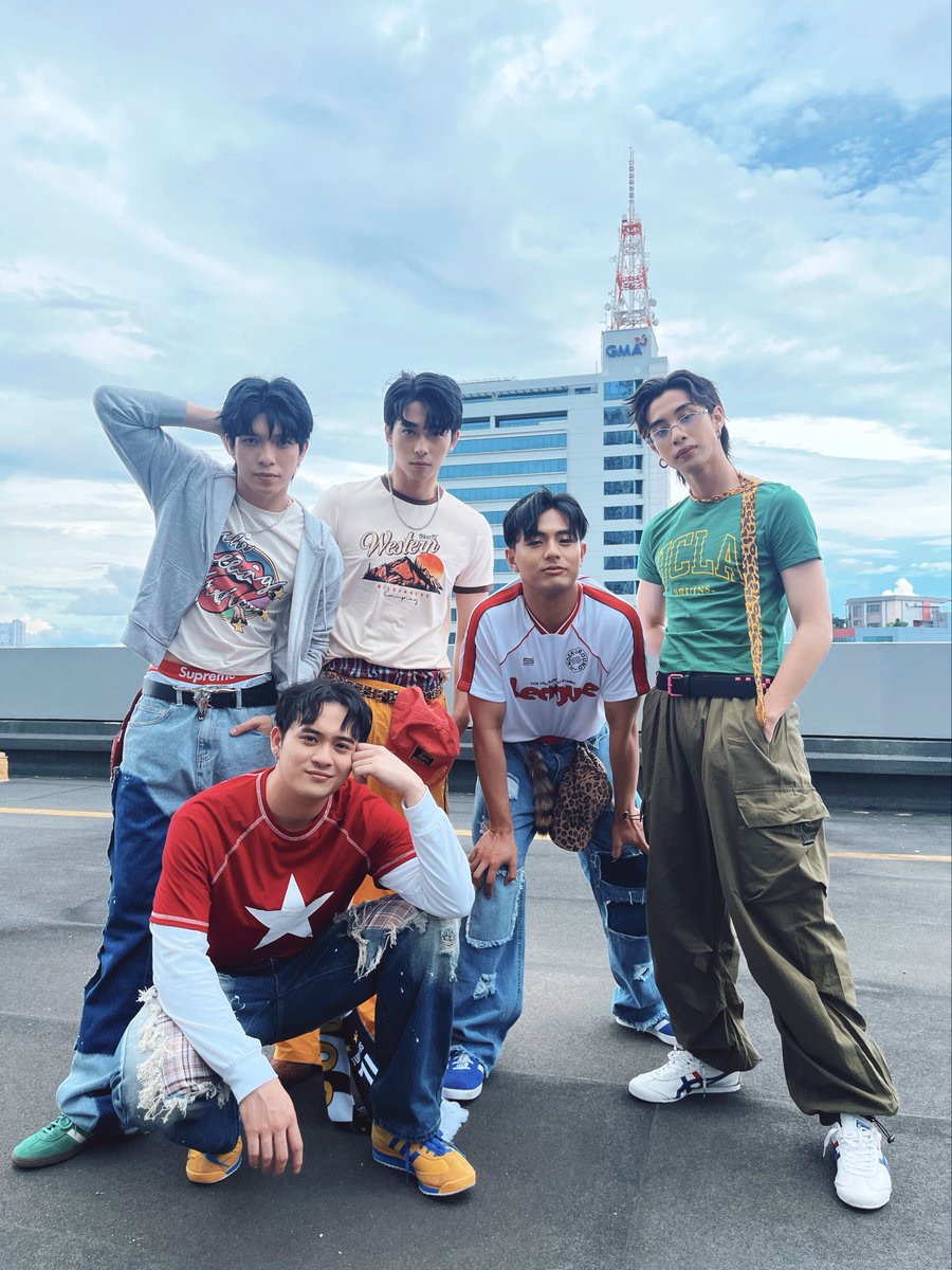 bgyo_ph's tweet photo. GIGIL from Ignacia to Kamuning real quick!🫶 Maraming salamat muli @TiktoClockGMA at enjoy talaga kami makihataw sa mga Tiktropa't Kapuso!🕺💥

Ating balikan, let's watch the fancam on YouTube!
🎥 https://t.co/9wJ4Es0azk

#BGYO_Gigil #BGYO https://t.co/QDeSphMC48
