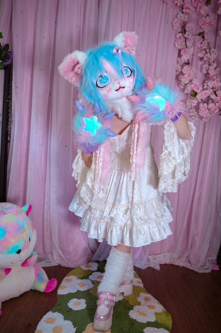 Soo...I have a furry head now :3  ✨💫M E E T      S T A R S I A !!💫✨  I finally feel apart of the community<a href="/tag/furryfashion"class="tags"><span>#furryfashion</span></a>