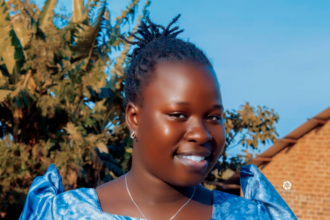 And the servant brought forth jewels of silver, and jewels of gold, and raiment, and gave them to Rebekah: he gave also to her brother and to her mother precious things.
Genesis:24:53