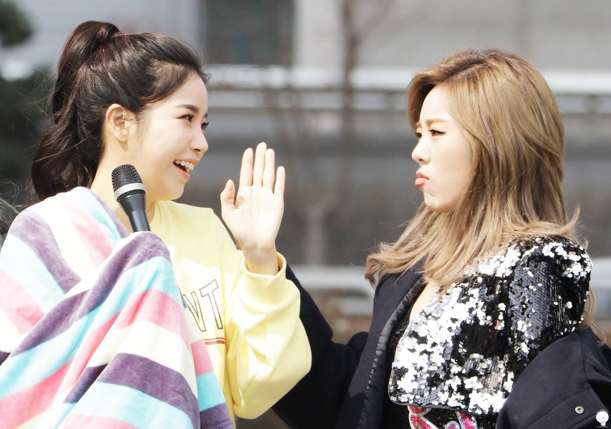 justskland's tweet photo. Angel Line in trust🪽👼🏻
#MAMAMOO #WHEEIN #SOLAR #ANGELLINE https://t.co/TZM9WJsr3L