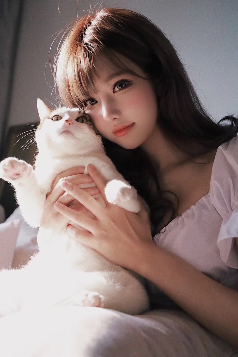 @dot_eth_ my baby cat https://t.co/YPLbFaT9K7