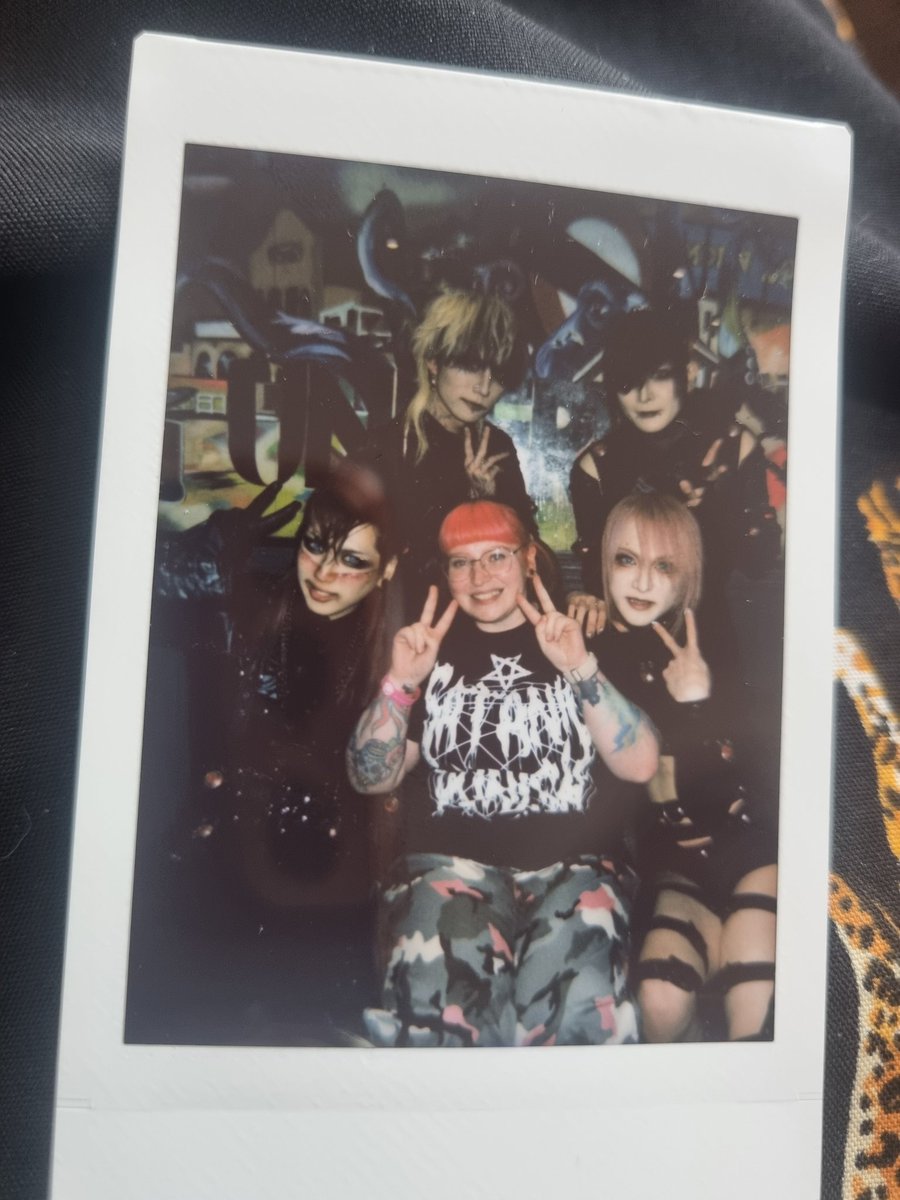 justpanda28's tweet photo. #chekituesday with @beyond_senpai and @JILUKA_official yasssss
@Sena_JILUKA @Boogie_JILUKA @Ricko_JILUKA @Zyean_JILUKA @SatanicPunish ๐๐ค๐๐ผ๐ค๐ด๓ ง๓ ข๓ ณ๓ ฃ๓ ด๓ ฟ https://t.co/JF0fG304pa