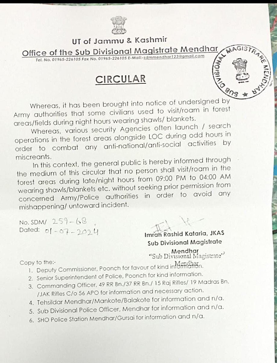 TheYouthPlus's tweet image. #OfficialOrder: People living near the LoC (Line of Control) in the Mendhar sector of Jammu and Kashmir’s Poonch district have been asked not to visit forest areas wearing shawls or blankets during night hours to avoid any untoward incident.