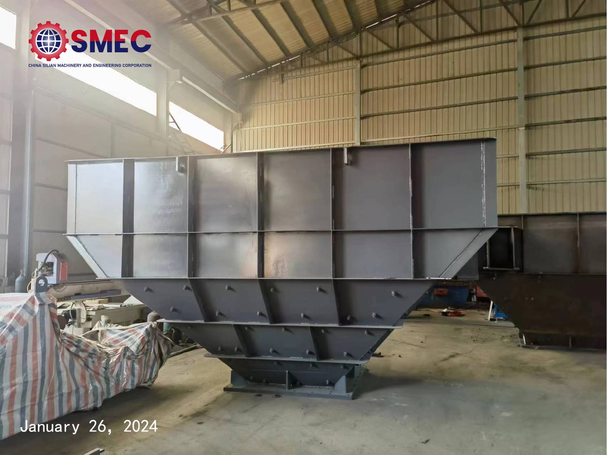 Smecindia99's tweet image. Bell-less top (BLT) charging system. The Bell- less. Top Charging System (BTCS) which is a continuous system for charging raw material into a blast furnace for iron making. . #BLT #Belllesstop #Chargingsystem #Charging #jobwork #Export