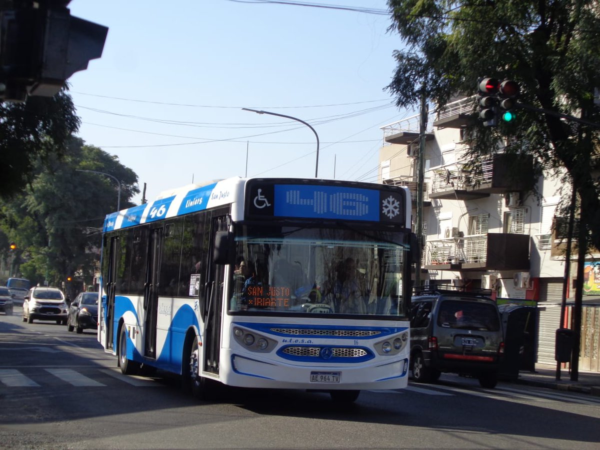BondisATR's tweet photo. #Linea46:
Nuevo interno 16
#MB OH 1721 L SB #Ugarte Europeo V con pasado en la #Linea59 https://t.co/GrkYfWT13D
