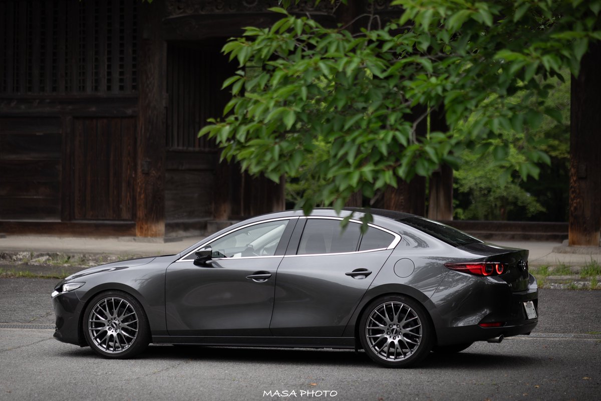 mazda3sedan_m's tweet image. 新しいカメラを購入しました！

メーカーは同じCanonで
EOSRPからEOSR6MarkⅡに変えました！

愛車撮影はもちろんオフ会写真や
コラボ撮影などもしていきます！

MASAphotoを
宜しくお願いします🙇

#Canon 
#EOSR6Mark2