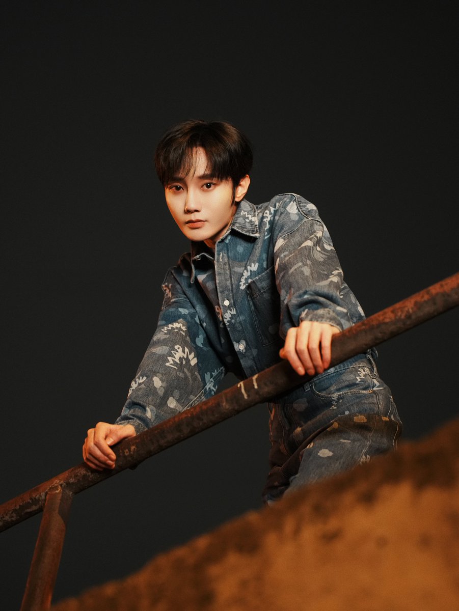 LiuyeTH's tweet photo. [#LiuyeWork]  (1)  

มีความฝันไรบ้างที่ทำให้คุณเต็มใจจะออกเดินทาง 
ชีวิตที่ดูเหมือนช้า แต่เร่งด่วนนี้ 
ฉันคิดในใจเพื่อเธอซ้ำแล้วซ้ำเล่า 
ฉันอยู่ที่นี่ทะนุถนอม โอบรับสิ่งดีๆในชีวิตด้วยสุดหัวใจ

 #YEAANDME #หลิวเหย่ #Liuye #刘也        
©®刘也Yea工作室           
📷[2024-07-02] https://t.co/AX45Jqz4NV