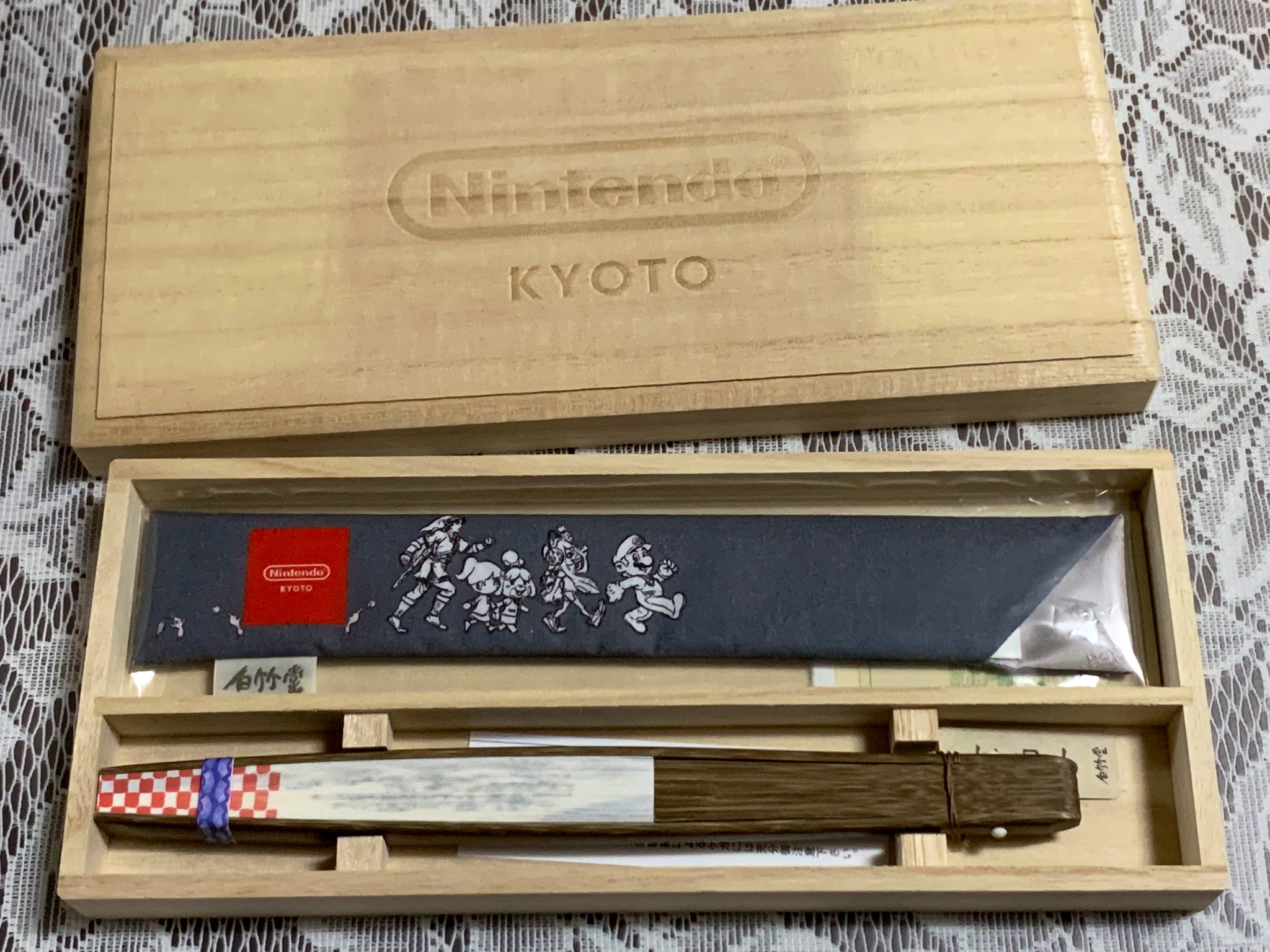 任天堂 西陣織ネクタイ 西陣織 オリジナルネクタイ Nekado（ネカド）｜京都府の伝統工芸品