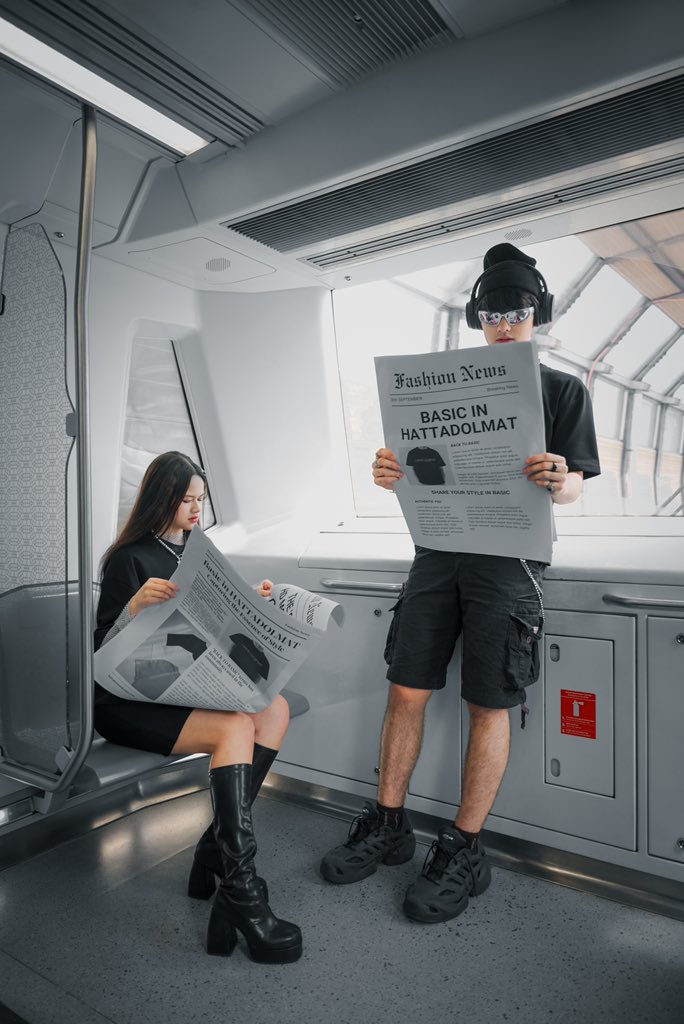 Have you read the news today? #basicinhattadolmat 

Drop : Thursday 4 July 2024 / 12PM hattadolmatdesign.com 

#hattadolmat #tshirthattadolmat #tshirt 

#Model : @c1anhalpin &amp; Ratu 
#styled : @queennamee &amp; <a href="/_alex/">haahahahahaha</a>.daniel_ 
#hiar #makeup : @fameeradzi_ 
#photo : <a href="/amir_yasin/">AMIR_yasin</a>