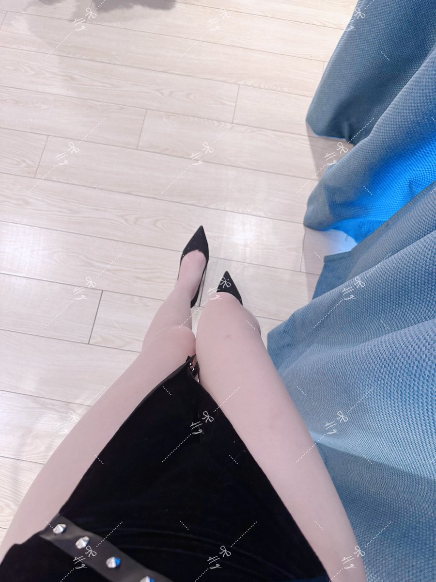 不要上来就发生器官……同事就在旁边，差点被看到真的会XIE https://t.co/EeTK4LUAYg