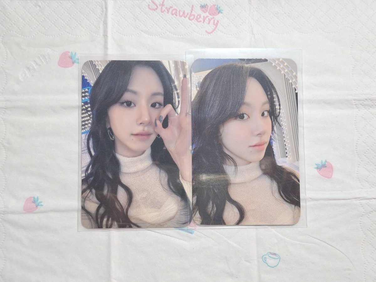 chaengieppo's tweet photo. 🍡 // wts lfb chaeyoung photocards

₱500 set only
payo / 5 days dop
mint condition

reply / dm to claim !

t. wts lfb twice chaeyoung soundwave regular reg pob soundwave ld lucky draw with you-th album pc https://t.co/S8NsiEwjIK