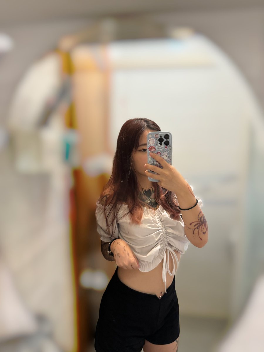 Catisagoodgirl's tweet photo. 每日都好熱好熱好熱🥵

#patreon #hk #hkgirl #model #私影 #black #photography #photo #hongkong #hkcoser #portrait #香港攝影 #hkigers #攝 #攝影 #人像攝影 #人像 #女生攝影 #blackface #nosmile #sad #sadposts #sadfeelings #saygirl #girl #girlpose #girlposes #girlposts #girlpost #post https://t.co/tXVejyfXbK