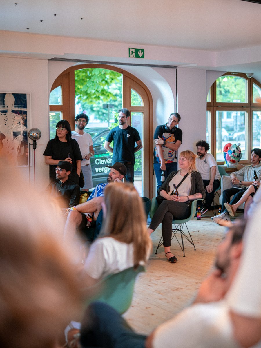 andwhy_studio's tweet photo. Recently we hosted the Motion Design Munich Stammtisch in our Munich office 🥰

We had some world-class speakers like @MSLBVR @vincentschwenk and #Kreatives 🧨🔥 

Thanks to Tim from MDMunich for organizing 😍 https://t.co/MEmUtRf1Pc