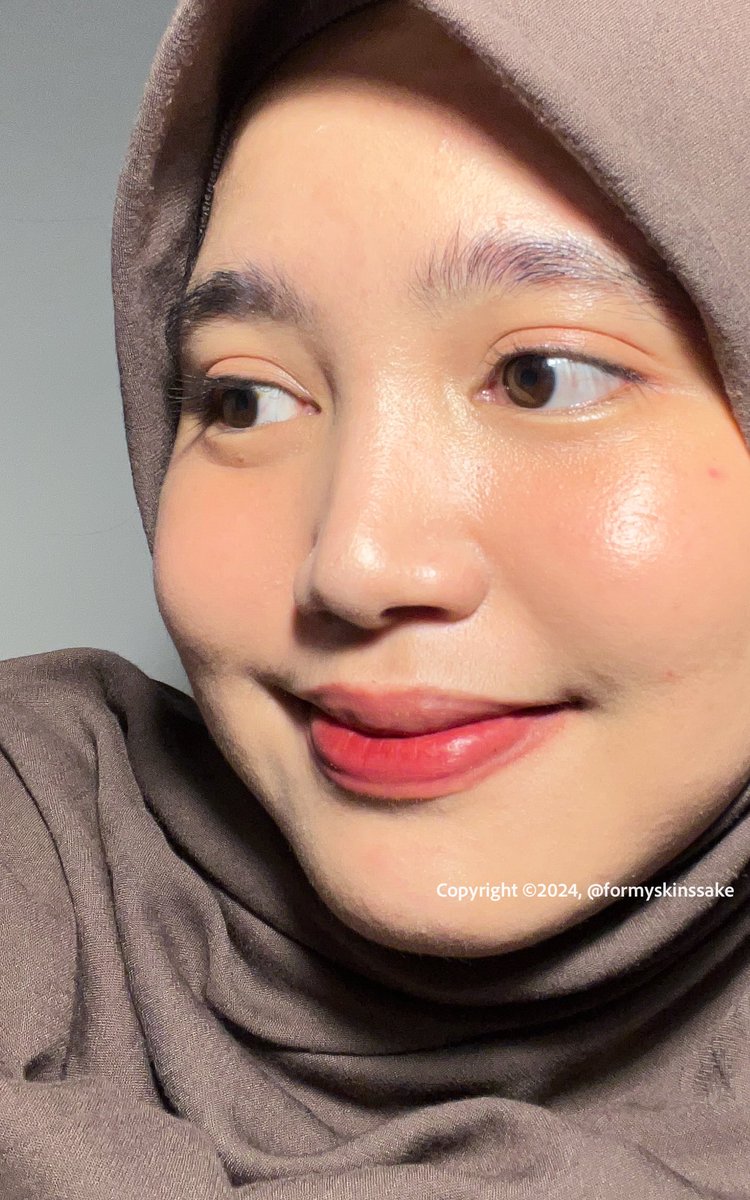 fitaminci's tweet photo. #TryWithFi Today
Makeup pelajar- ke kampus friendly dengan RIIL produk-produk ✨kantong pelajar (30-50K an) ✨ 😂👍
✔️ Video tutorial
✔️ No ribet tetap slay walaupun habis begadang 💅
✔️ Rating brutal produk produk viral ini deh sekalian 😂👌 https://t.co/f8cmsOrZOq