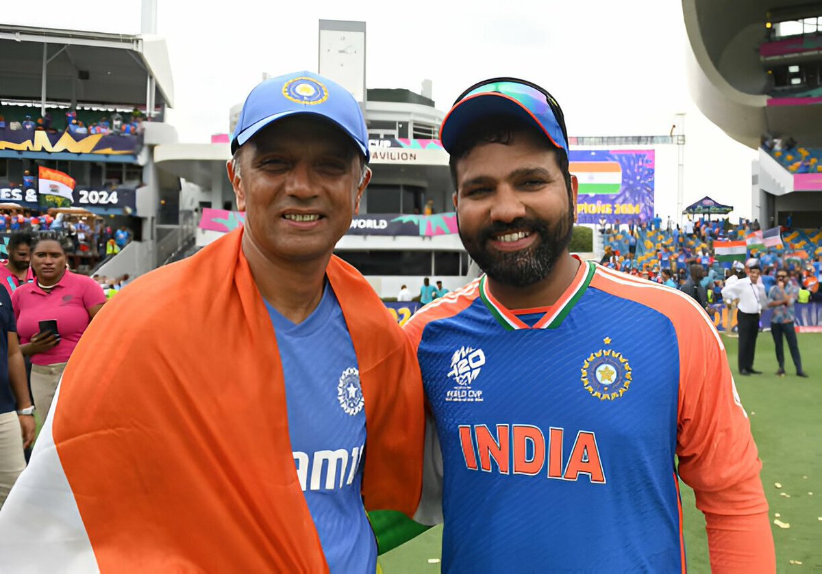 nikun28's tweet photo. #RahulDravid - Thank you Ro for making that phone call in November.
Two different personalities just get going together.
#ROVID
After 2023 WC , Dravid wanted to leave but @ImRo45 & BCCI convinced him to stay till #T20IWorldCup
#RohitSharma https://t.co/CyLZizRsa9