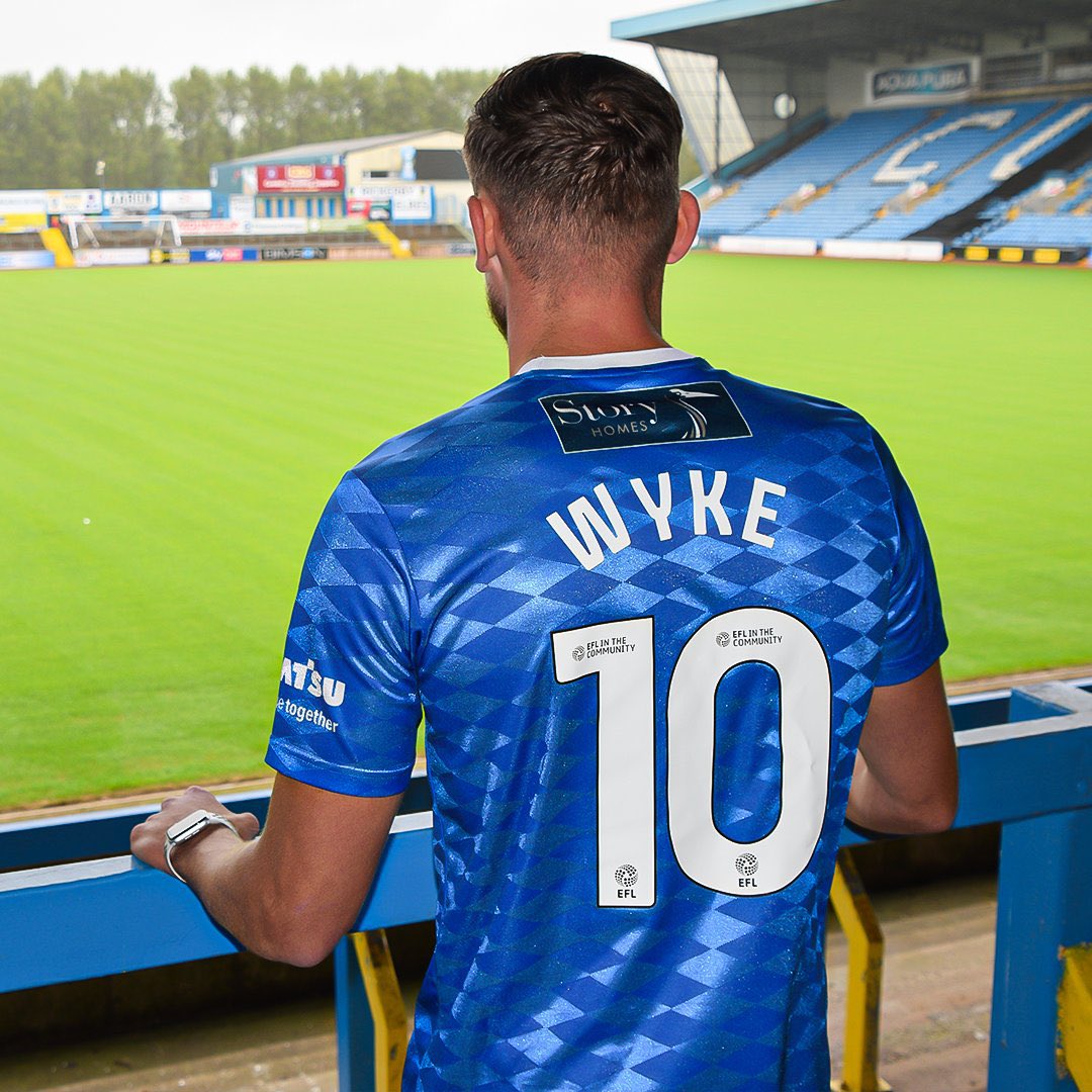 CUFCTrust's tweet photo. 👕 Junior Members Draw 👕

To celebrate Charlie Wyke returning to @officialcufc, we decided to do a giveaway for our Junior Members last night!

Up for grabs was a ‘Wyke 🔟’ Shirt and our lucky winner on the random spin was Thomas Sheridan!

Congratulations Thomas, we’ll have the Shirt with you soon!

#cufc #cuosc 

(📸 @officialcufc)