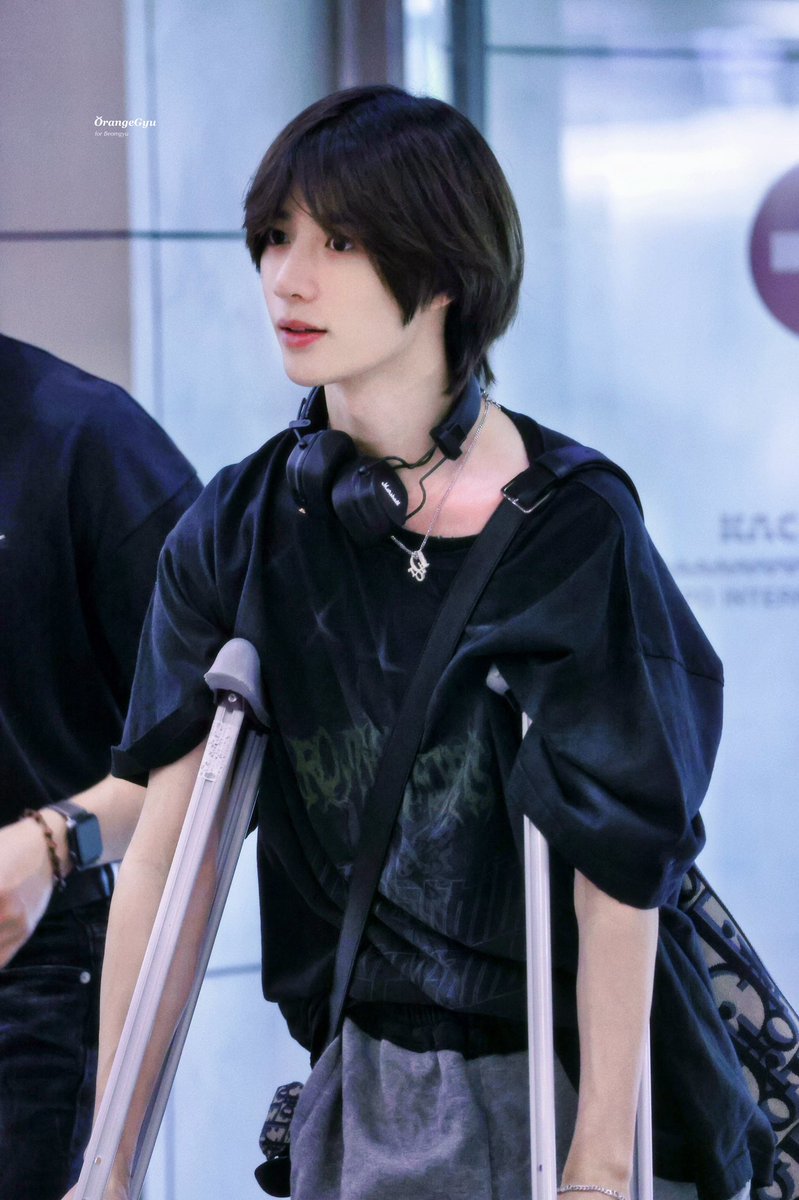 orangyu_313's tweet photo. 240702 🍊🧸

빨리 나아,,ㅜ

#범규 #BEOMGYU
#TXT_BEOMGYU #TXT_범규
#TXT #TOMORROW_X_TOGETHER https://t.co/fcbZ8oaJ0o