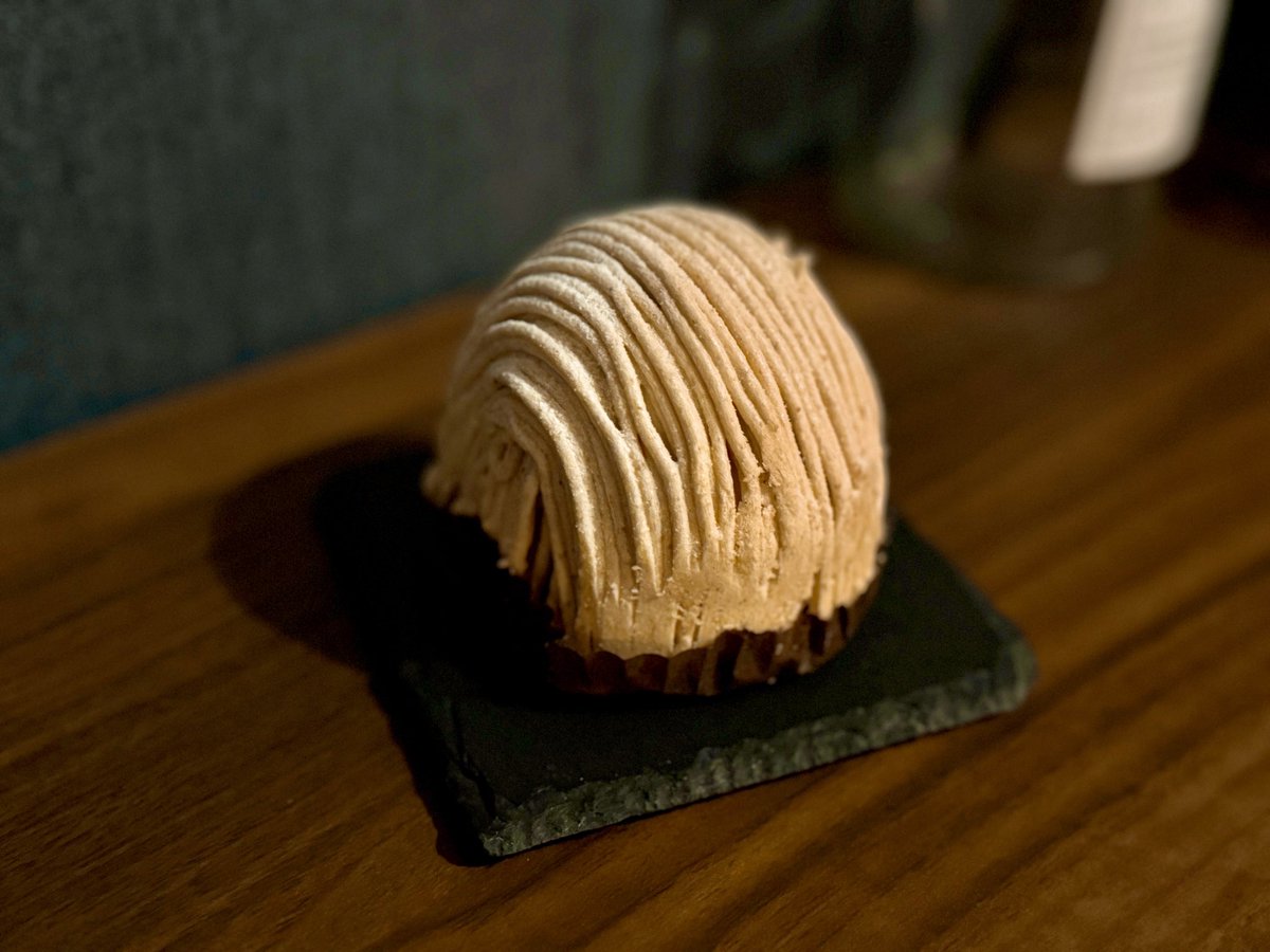Mitsuki_jj's tweet photo. 【Chez Lui】
シェ・リュイ
店舗:代官山
モンブラン マロン
¥580
#スイーツ
#ChezLui
#シェ・リュイ
#代官山 https://t.co/Tays6IewNS