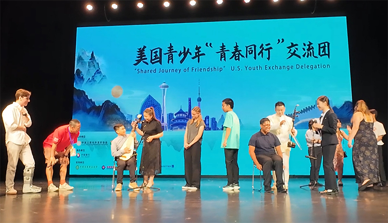 In a message sent to a US youth exchange delegation on Monday, President Xi Jinping said: "I hope that through this trip, you can experience China, get to know China and understand China, become good partners and good friends through interactions with Chinese youth." #ChinaUS