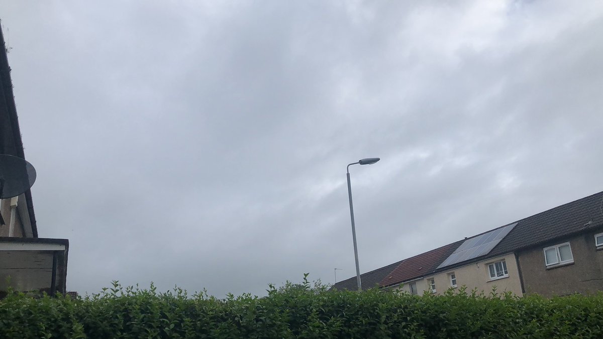 IonisedSkyWatch's tweet photo. Good morning Twitter โ๐ผ 2nd of #Julember and although I have total grey blanket cover above me at least thereโs no rain as yet!๐ค๐ผ๐ค๐ผ
Have a great day folks! ๐ค๐๐ผ https://t.co/whn25jbeyP
