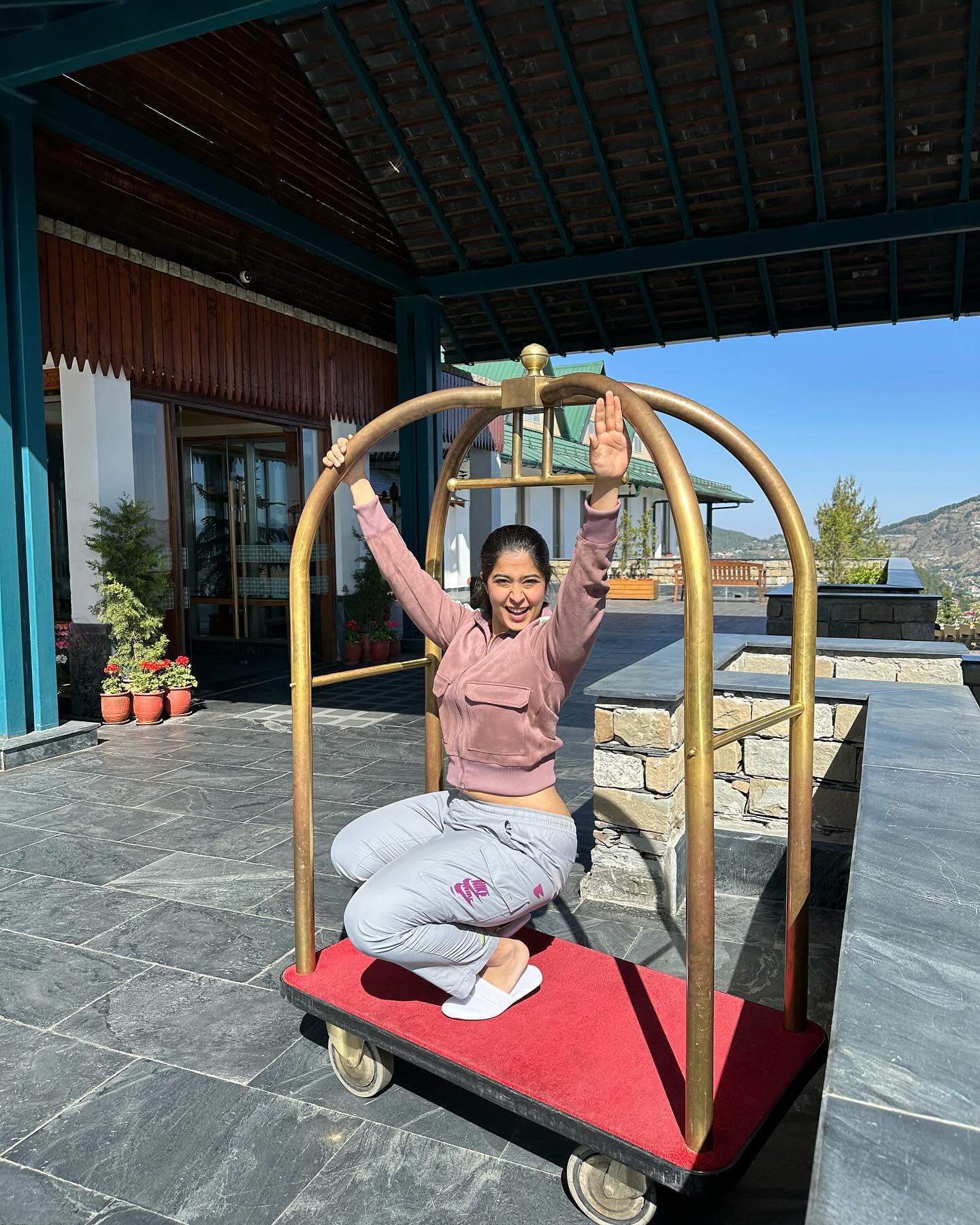 GRdpFCXb0AAIRg5?format=jpg&name=large