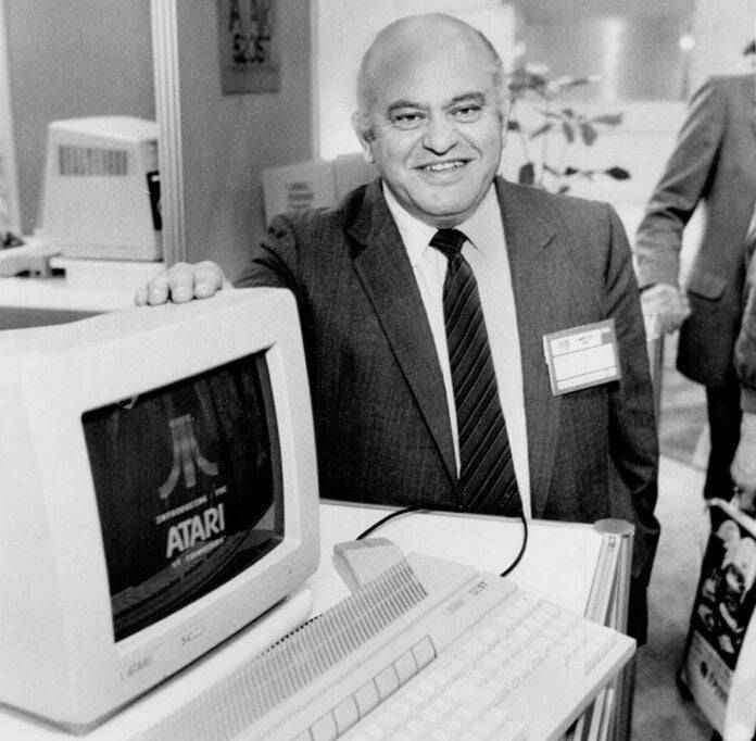 #TodayInHistory 1984 - Warner Communications sells off the #Videogame and computer systems business of #Atari to Jack Tramiel for US$240 million in long-term loans. Warner has the option to purchase up to 32 percent interest in the new company for $2 per share. #retrocomputer