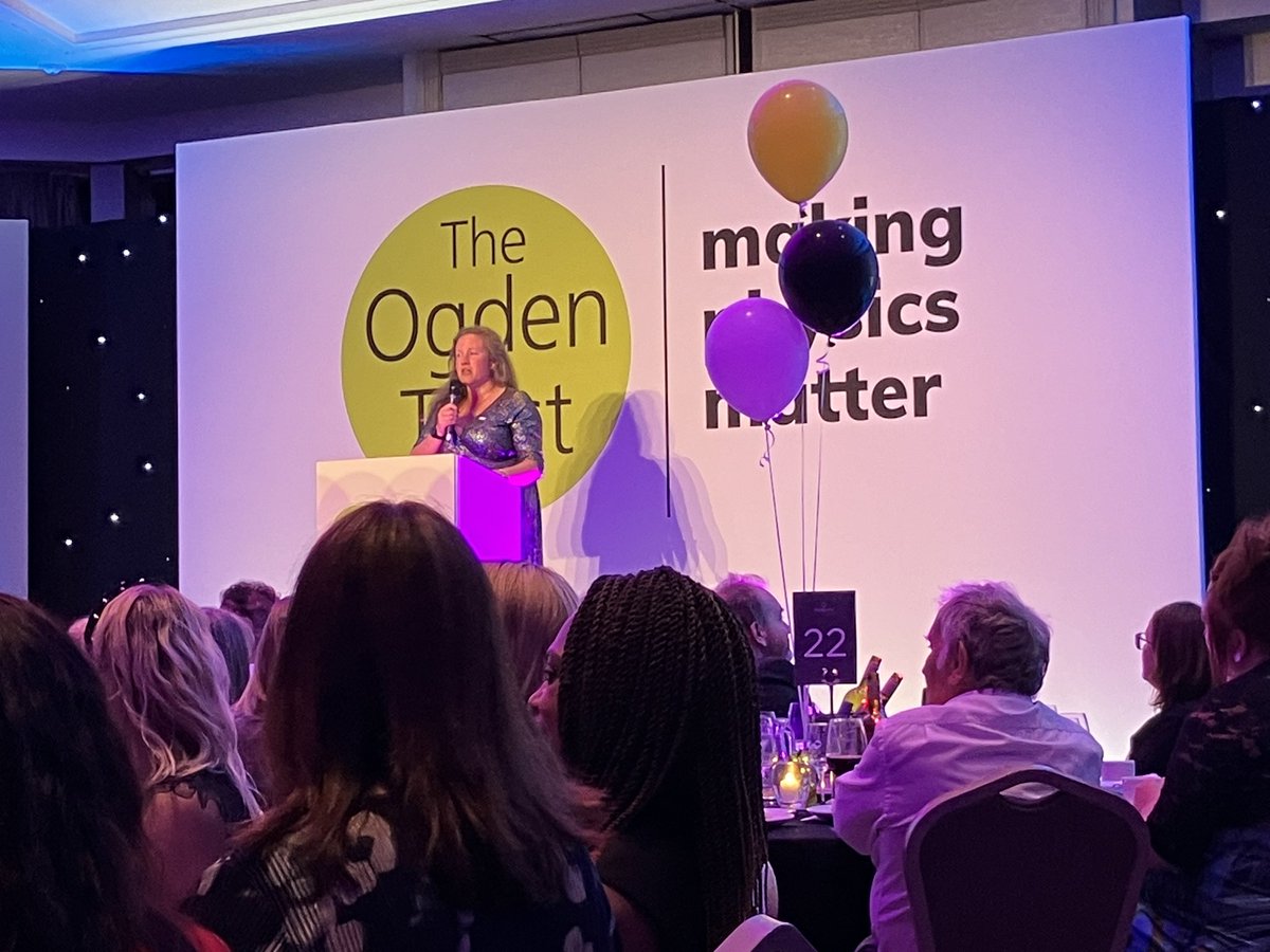 A fabulous gala dinner last night to celebrate #Ogden25 #MakingPhysicsMatter 👀 looking forward to a day of workshops today - sharing ideas and practice and building connections 😊
