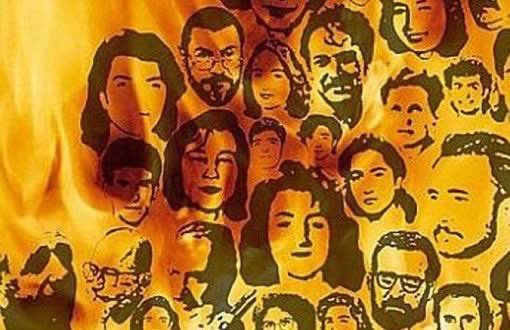 YesillerSol's tweet photo. 📍#Sivas katliamını unutmadık, unutturmayacağız! Hesabını mutlaka soracağız!

📍Katledilişlerinin 31. yılında Madımak’ta yakılan canlarımızı saygıyla ve özlemle anıyoruz.

📍Katliama yol verenleri, izleyip müdahale etmeyenleri, failleri koruyanları, katliamı adım adım  örgütleyen çağ dışı zihniyeti ve bu katliam düzenini asla unutmayacağız!✊

❗️Bugünlerde de yeni #Madımak’lar, yeni #Maraş’lar, yeni 6-7 Eylül’ler yaratmak isteyen linççi, katliamcı, ırkçı ve bağnaz zihniyeti bu topraklardan söküp atana kadar mücadelemizden asla geri adım atmayacağız!✊ 

 #UnutMADIMAKaklımda 
#SivasKatliamı 
#SivasKatliamınıUnutma