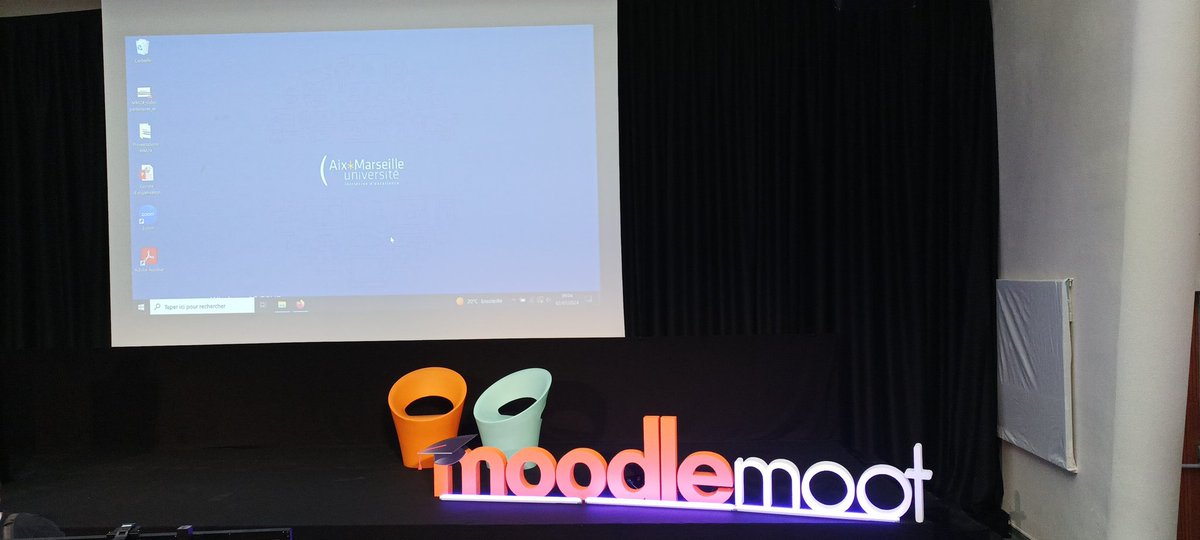 C'est parti pour le #MoodleMoot à Marseille !