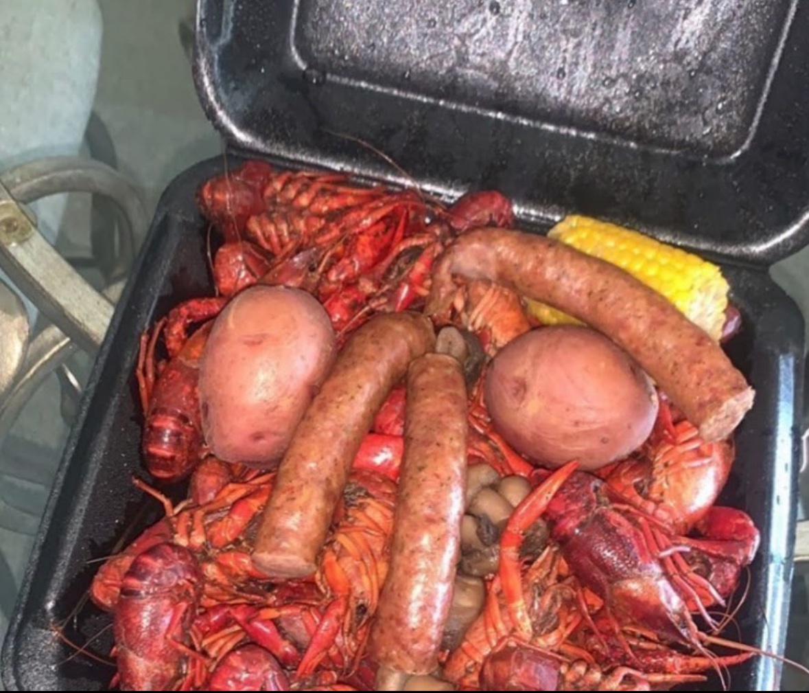 rainwen1die's tweet image. What y’all rate my eats fam #diggingin