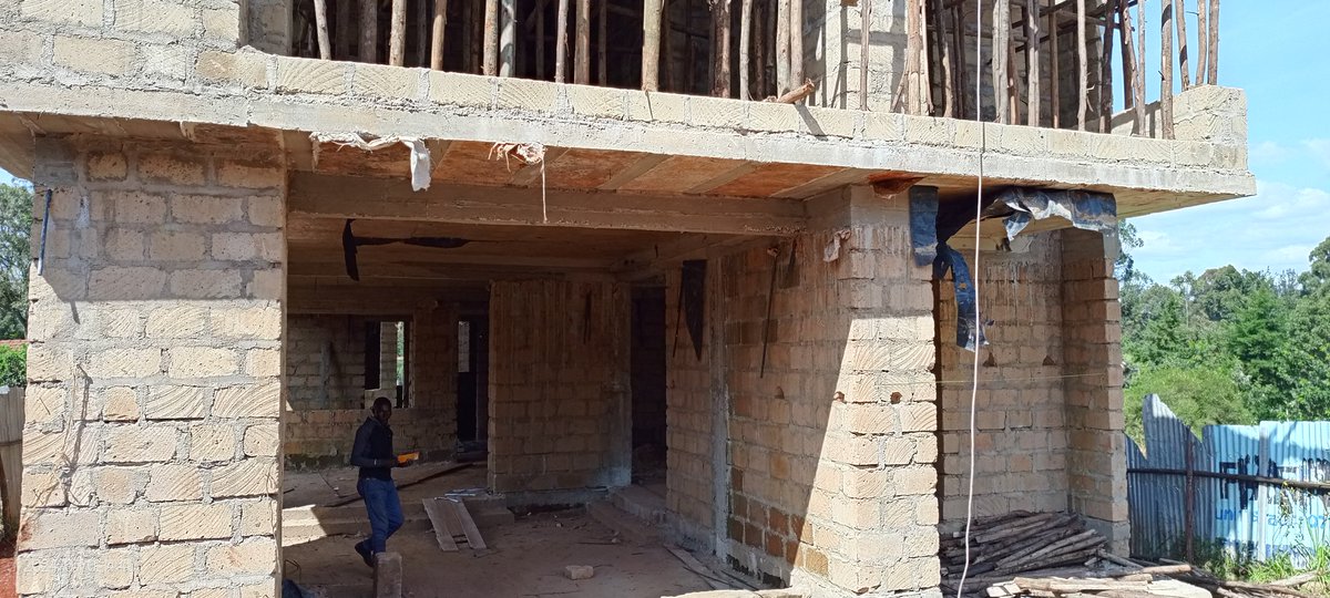 Solochui's tweet photo. This marks the end of structural works for a mansionette we were supervising in Gikambura, Kikuyu. 

We did well. https://t.co/B00m9QbWll