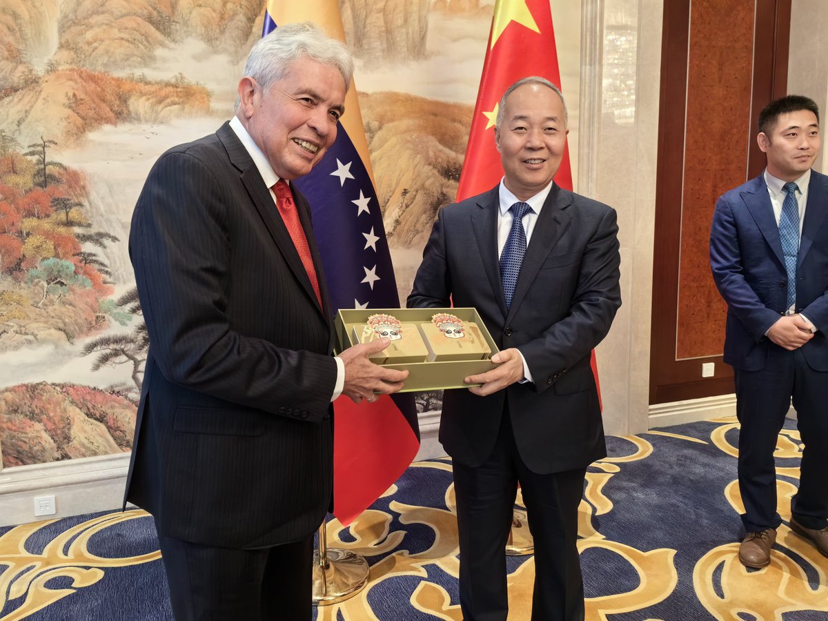 Venezuela firma protocolos de requisitos fitosanitarios  para la exportación de cacao desde la República Bolivariana a China. 
Esta política ratifica la confianza del sector productivo cacaotero en el presidente <a href="/NicolasMaduro/">Nicolás Maduro</a>
