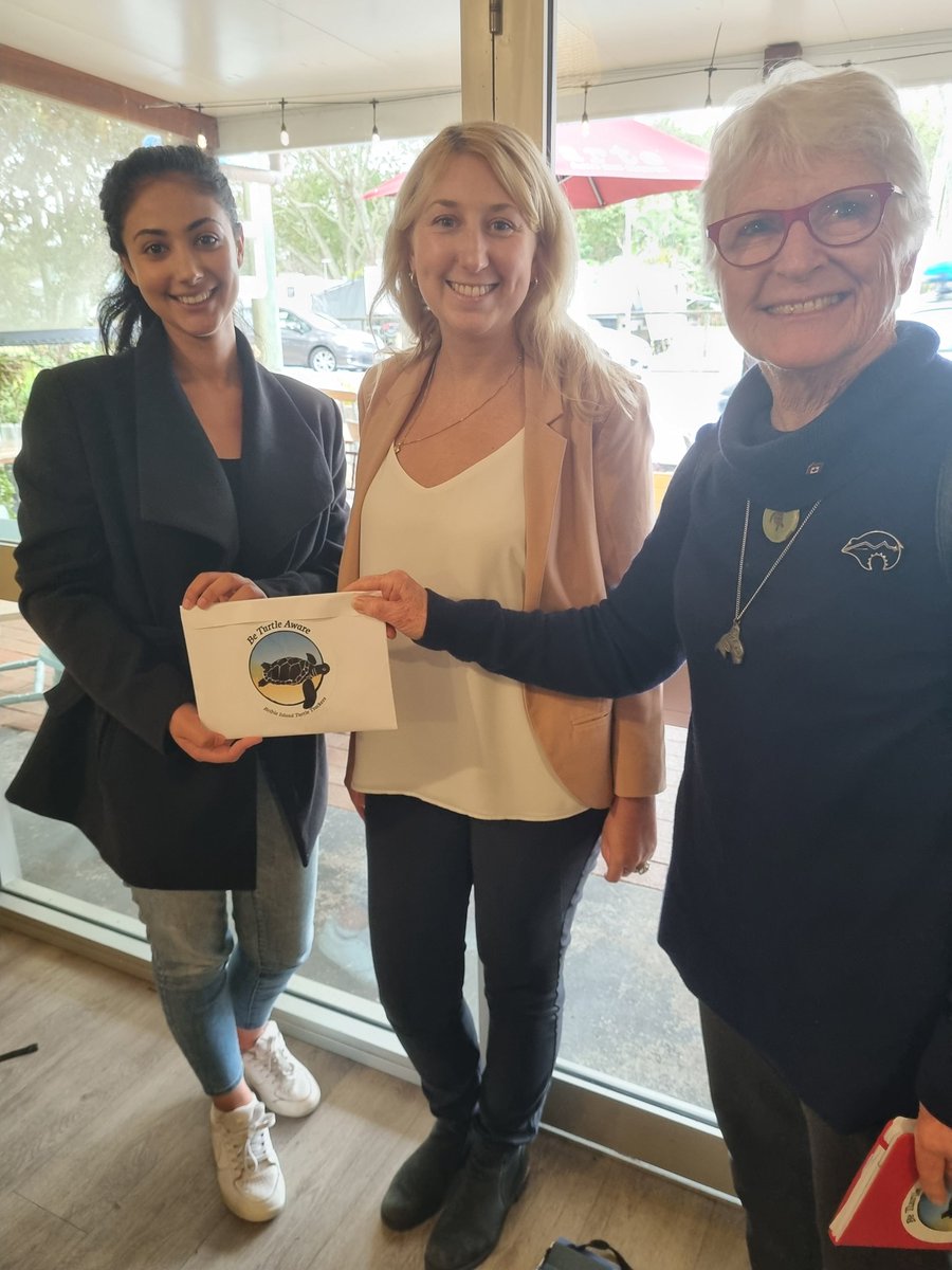 It was a pleasure meeting with Ariana Doolan, the <a href="/LNPQLD/">LNP - Liberal National Party</a> candidate for Pumicestone today. We discussed the importance of protecting the local environment and turtles, as well as the need for the Queensland LNP to release their own clean energy transition plan ☀️
<a href="/DavidCrisafulli/">David Crisafulli</a>