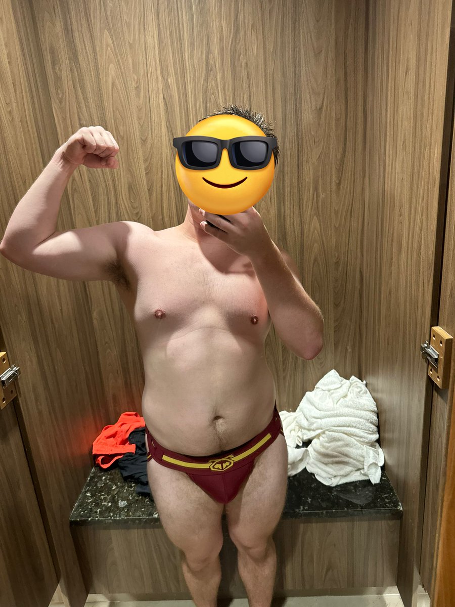 CruisingArizona's tweet photo. Leg day is paying off https://t.co/JaY64qpNNU