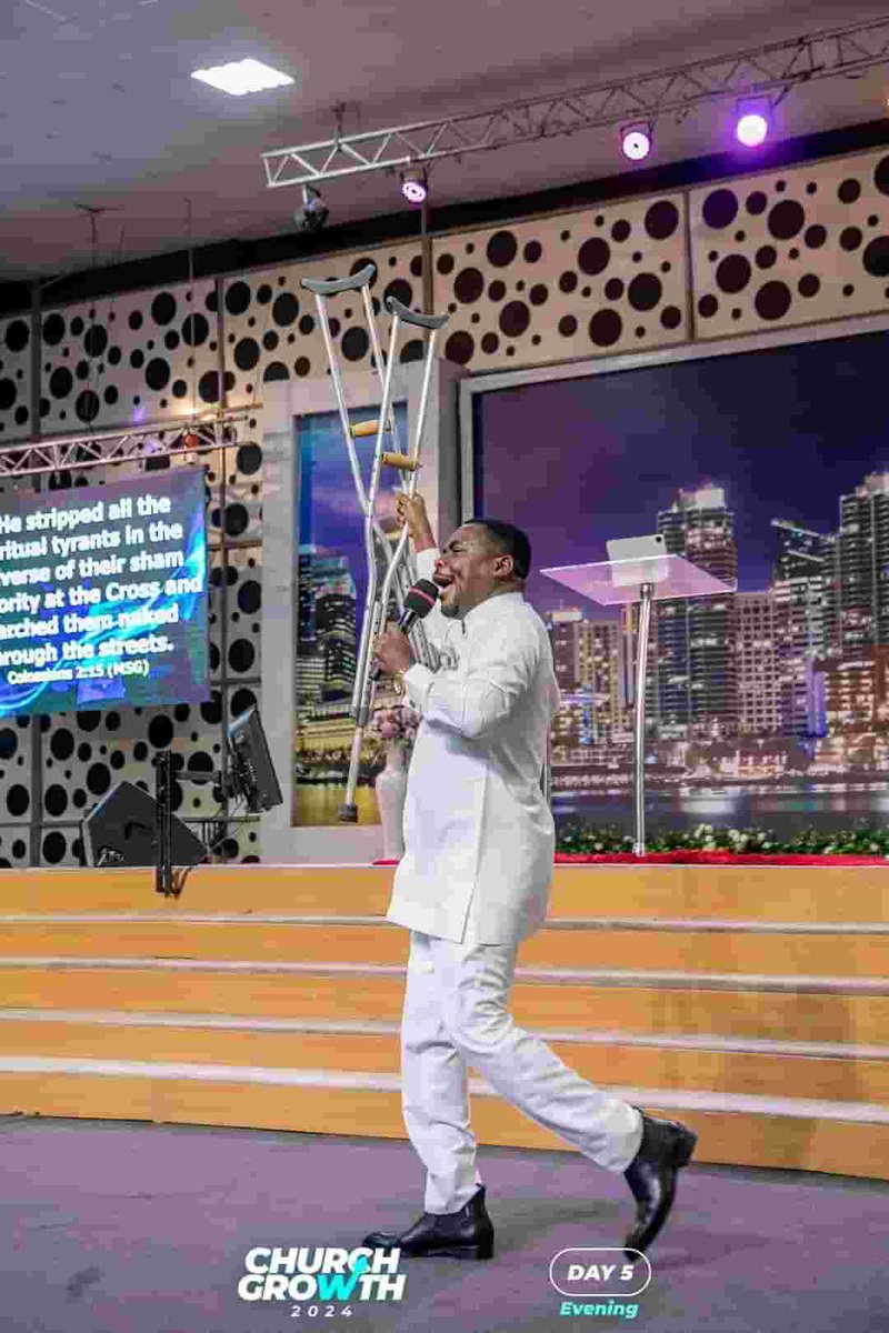 📌Welcome to your season of wonders.

📌Miracles, healings, open doors and favour you cannot explain are following you.

📌Demons are cast out of your space and destiny now in Jesus name.

Type and declare an amen 🙏 

#DeeperWalkExperienceWithGod 
#MorningDew 
#DominionCity