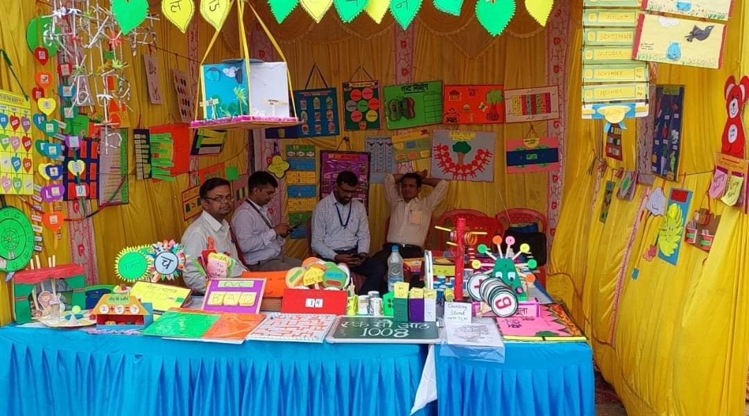ashu1981k's tweet photo. #MeraVidyalayNipun
@JepcJharkhand 
Middle School Murhulsudi,Kasmar(Bokaro) https://t.co/NDOjT5boV3