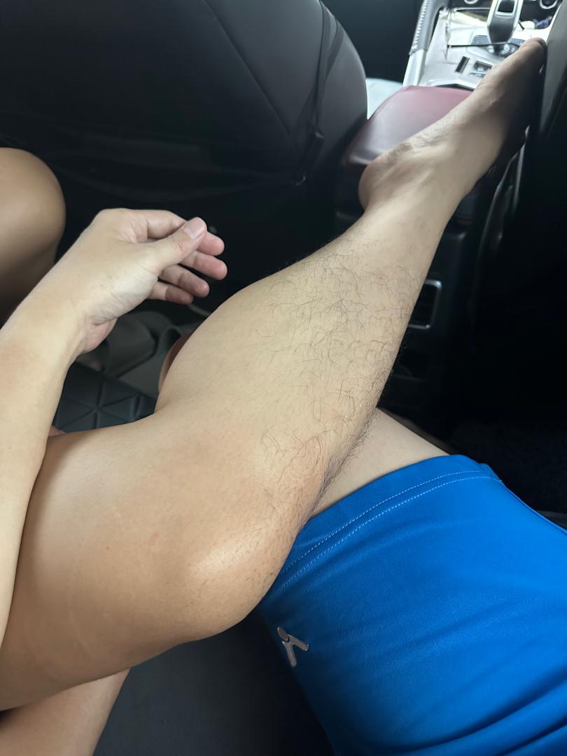 2776Larry's tweet photo. My fetish.. https://t.co/2YHtGv7srz