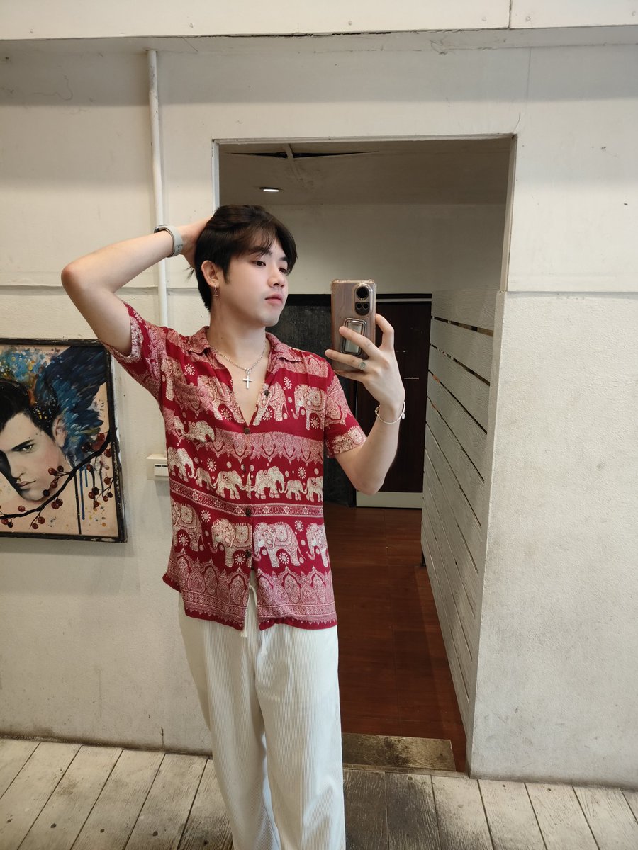 dodoChiangRai25's tweet photo. แบบไหน ถึงจะดีสำหรับเธอ
ครับ https://t.co/qJgeEIOhMK