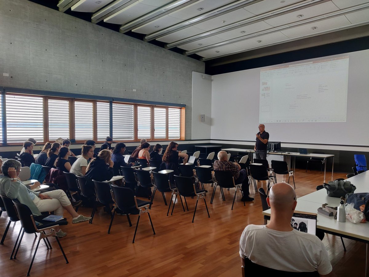 arnaud_hurel's tweet photo. #MasterClasse @Edu_MNHN @UniNeuchatel Les enregistrements des occupations humaines : les datations, le parcours didactique du parc archéologique du #Latenium et le découverte du gisement moustérien de la Grotte de Cotencher avec F.X. Chauvière et Judith Deák OPAM @Etat_Neuchatel https://t.co/0Em7rlfCvU