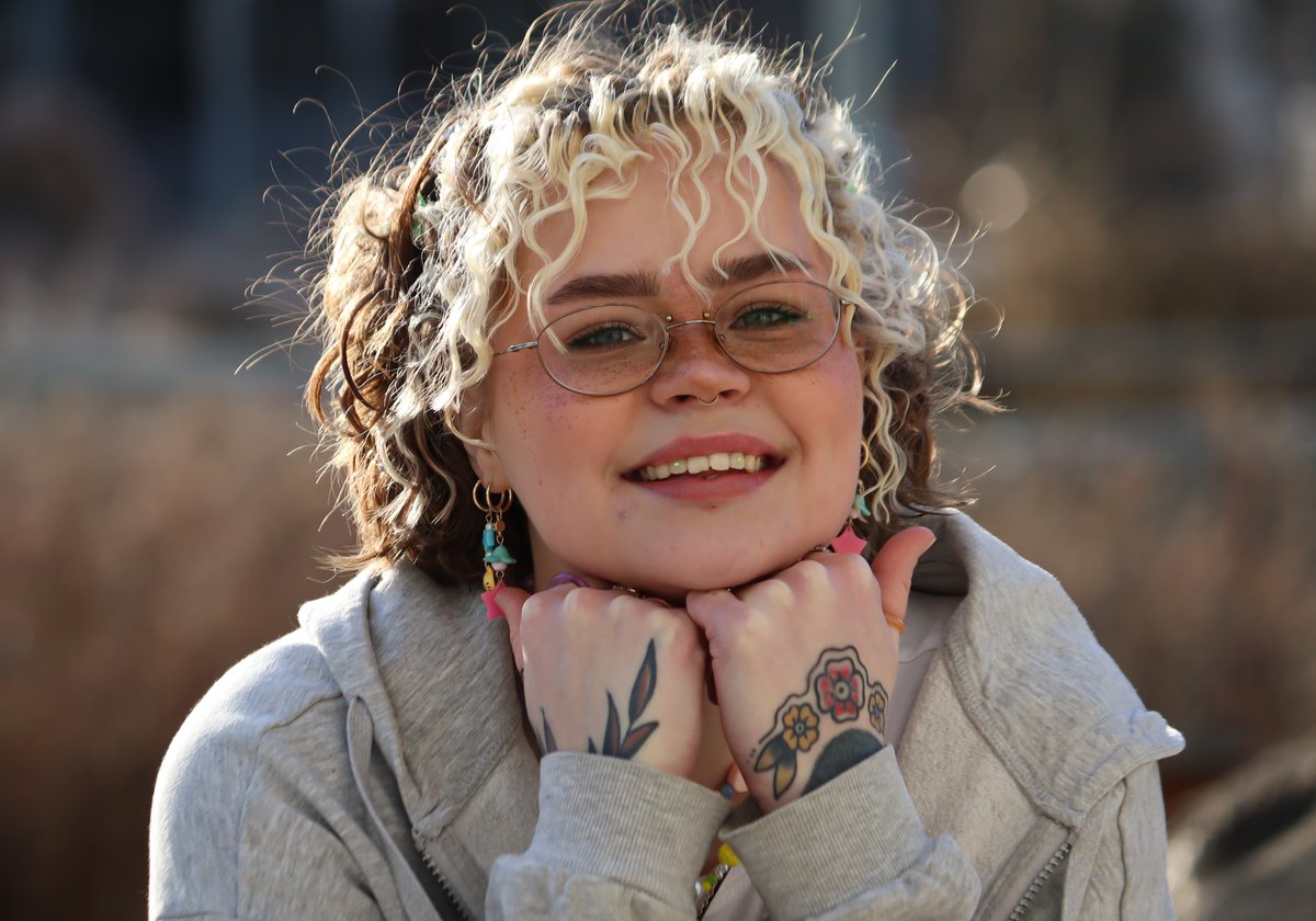 ❗️Mielenterveyden hoitokäyntejä on eniten 18–28-vuotiailla nuorilla aikuisilla.

❣️Matalan kynnyksen hoitomenetelmien saatavuus parantunut nopeasti.

Esim. yli 1500 nuorten arjessa työskentelevää ammattilaista on koulutettu auttamaan masennusoireilevia.

stnimagine.fi/mielenterveysp…