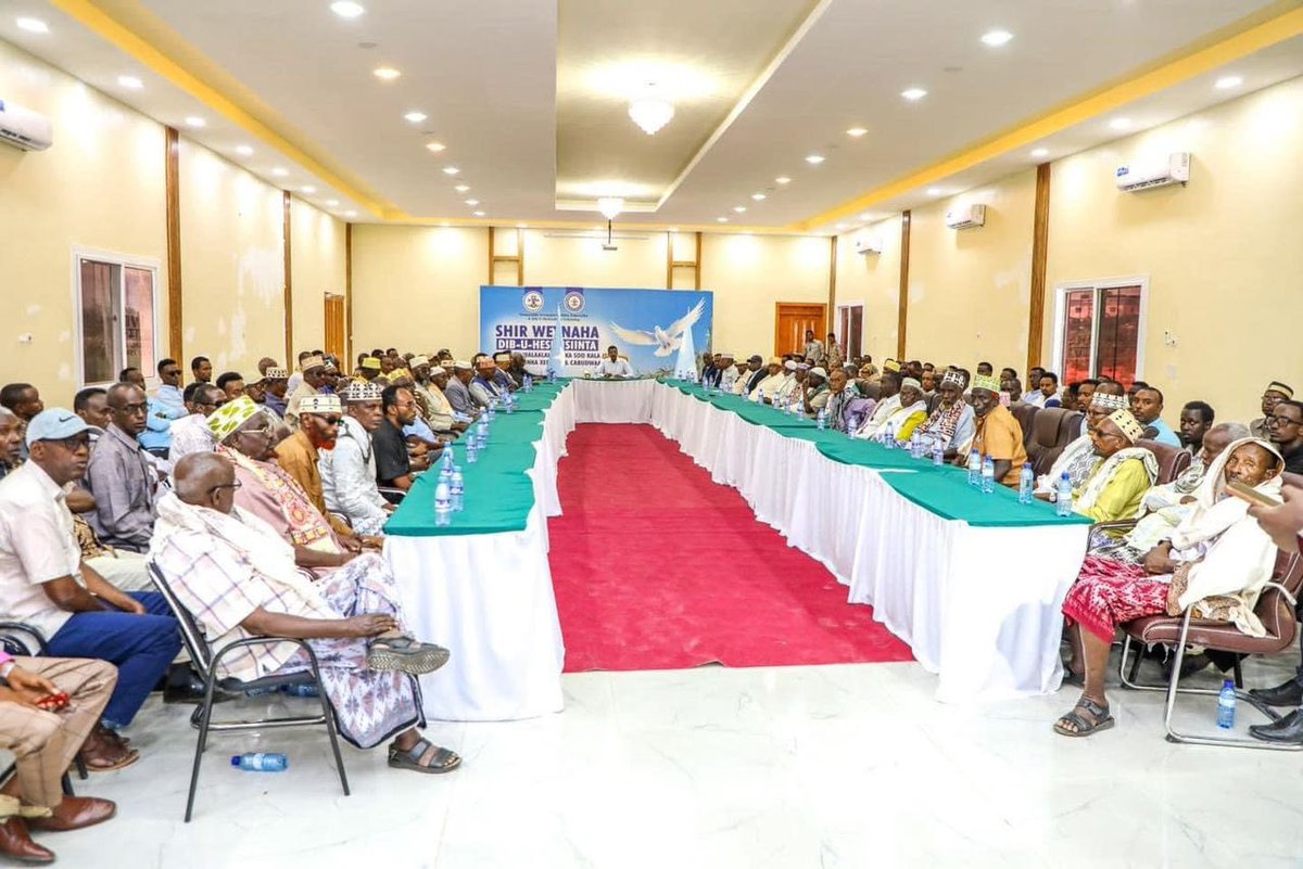 GOOD NEWS FROM DHUSA-MAREEB! The Herale/Abudwak reconciliation, supported by <a href="/FCASomalia/">FCA Somalia</a>’s #Mideeye project, has achieved preliminary agreements on key issues. The ongoing #reconciliation process will continue to address remaining concerns and foster lasting peace. #PeaceNotWar