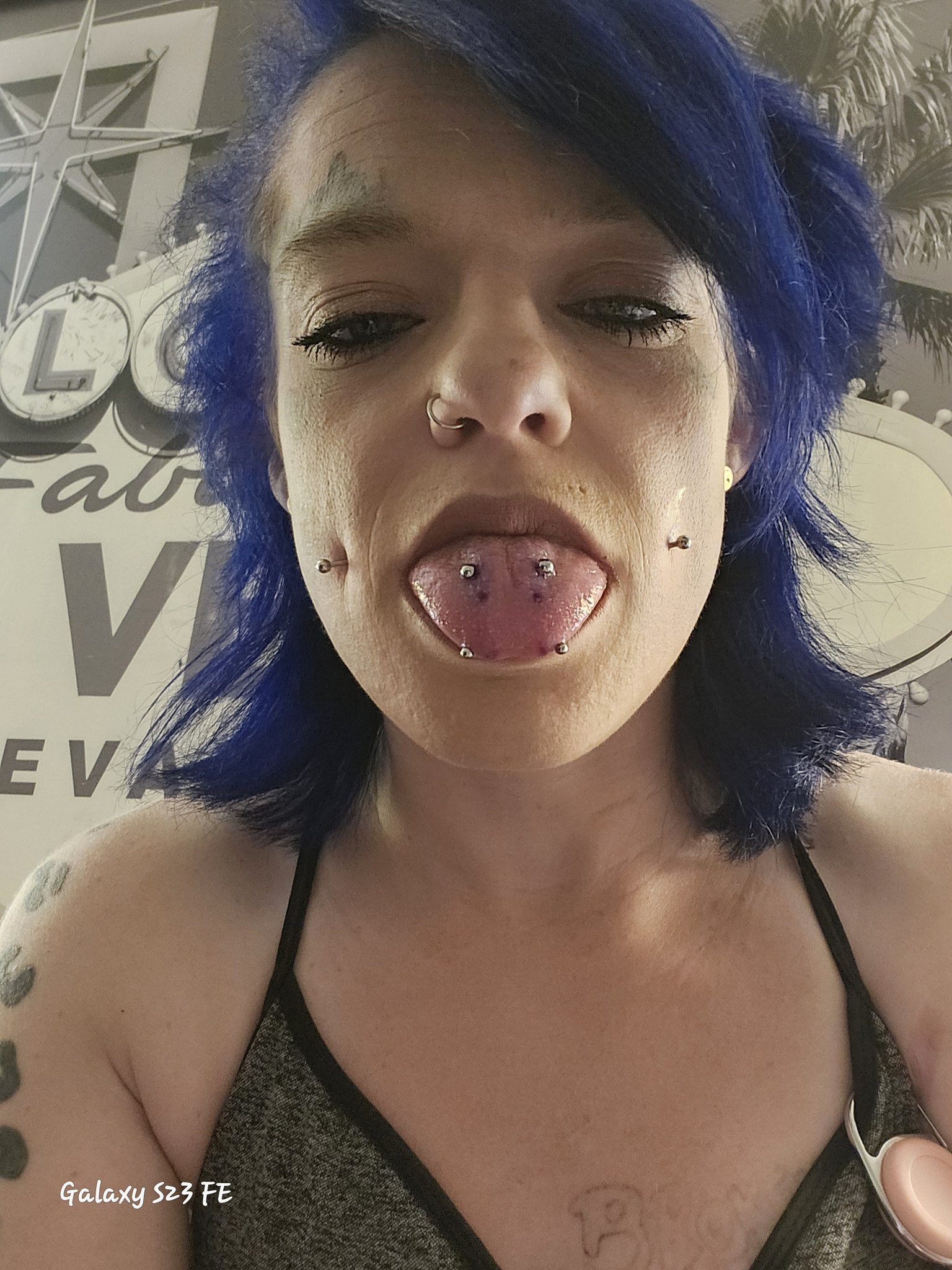 2 pic. Finally got my piercings done. 💋💯😍 https://t.co/nehIUaykgx