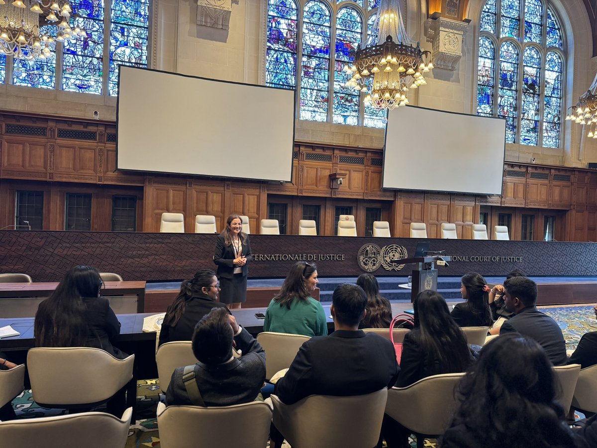 JulianCaletti's tweet photo. International Law works! 

Despite some prominent examples that suggest the opposite, our UN Immersion Programme in the Hague with Indian students strengthened my faith again that peace and justice are actually achievable. 

Very meaningful experience! https://t.co/Fs9NhtBQO5
